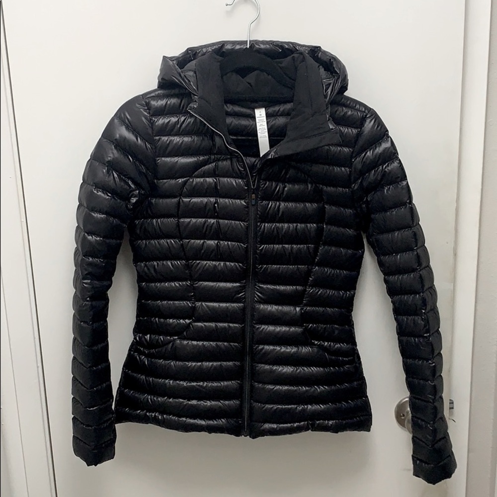 EUC - Lululemon Pack it Down Black Jacket, 4